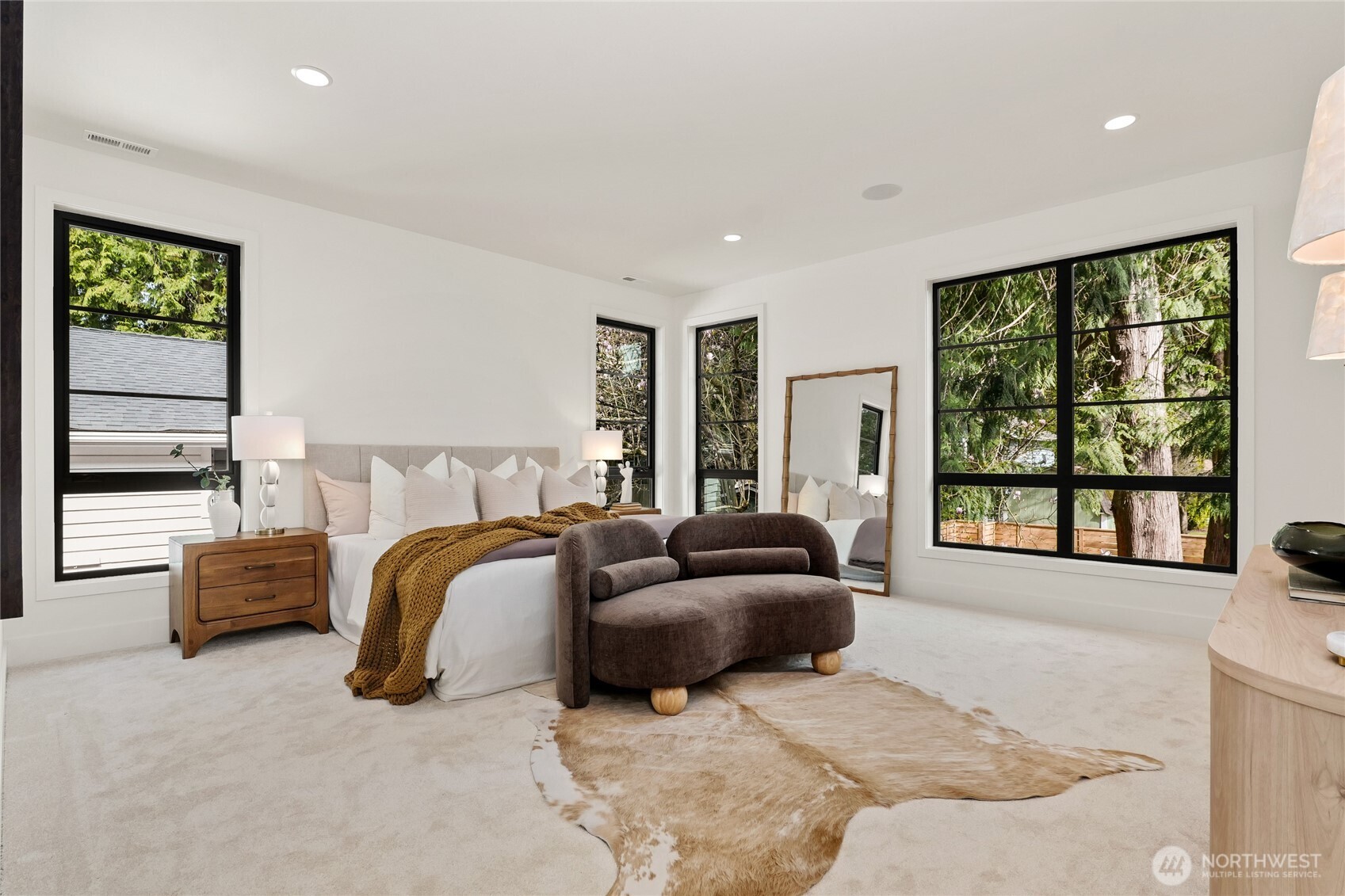 11428 108th Avenue NE #A, Kirkland, WA 98033