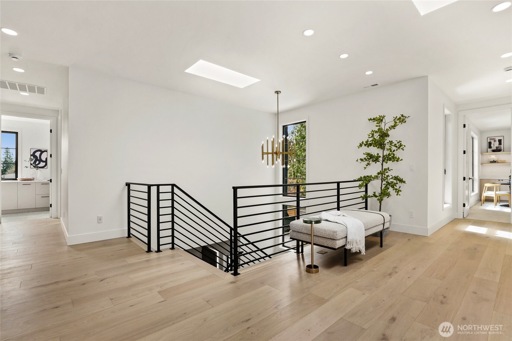 11428 108th Avenue NE #A, Kirkland, WA 98033