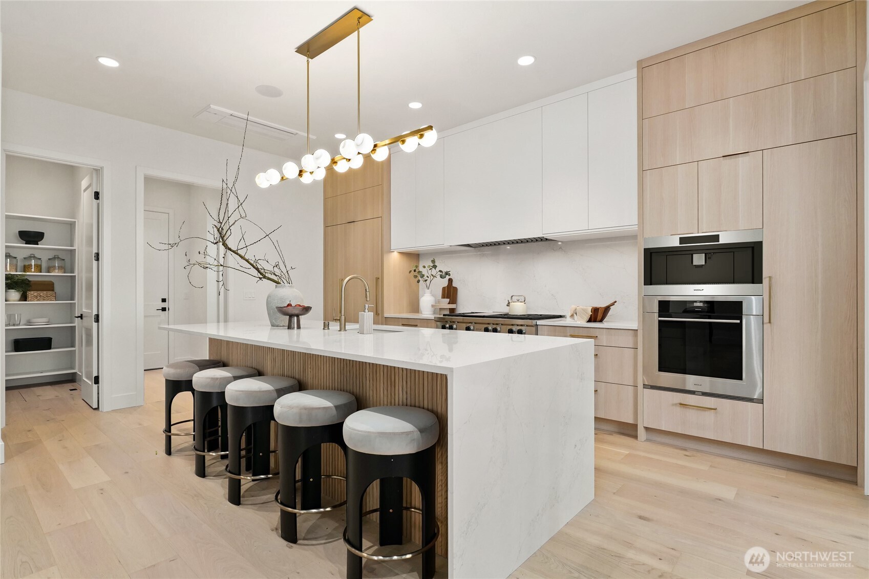 11428 108th Avenue NE #A, Kirkland, WA 98033