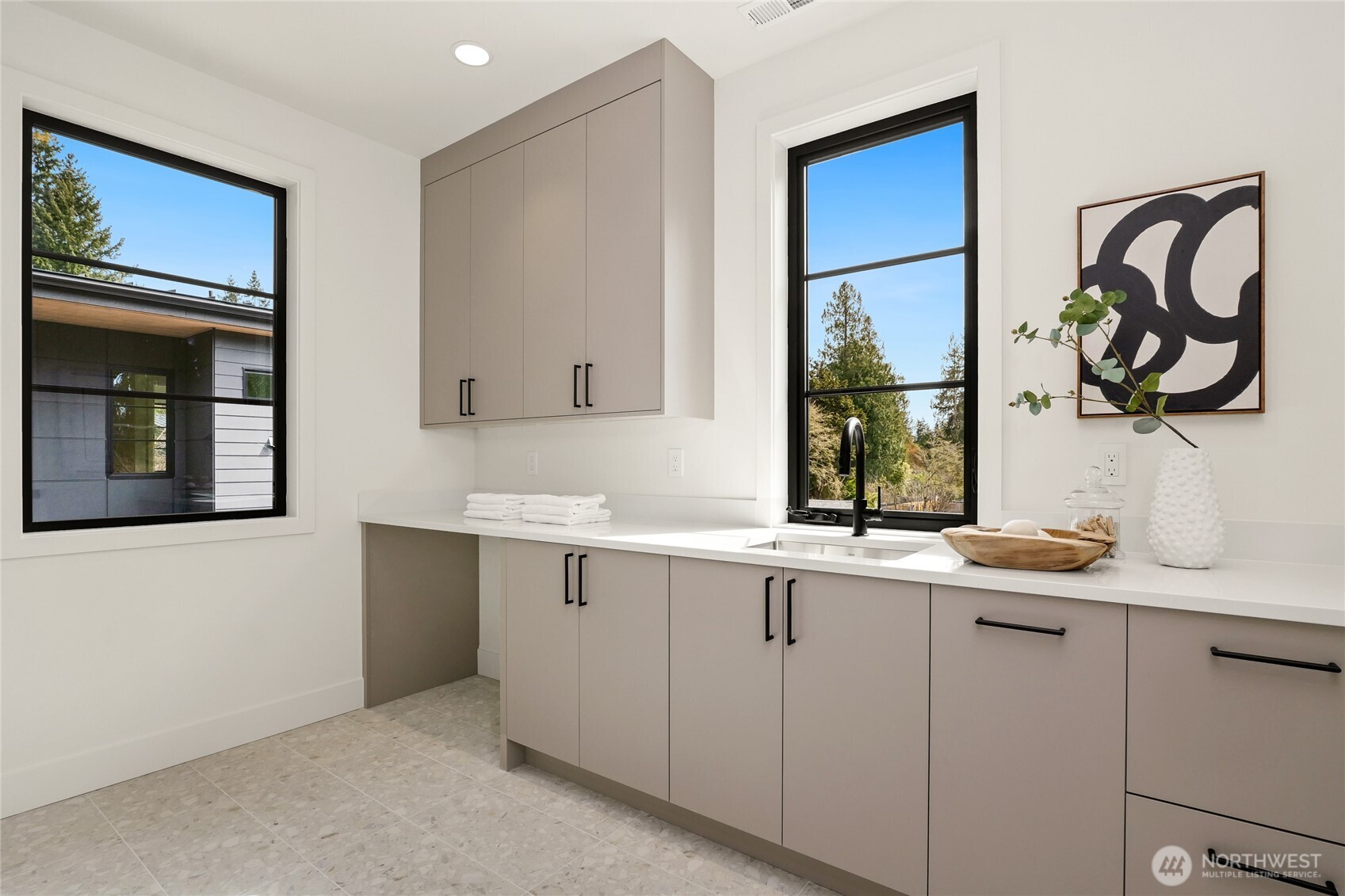 11428 108th Avenue NE #A, Kirkland, WA 98033