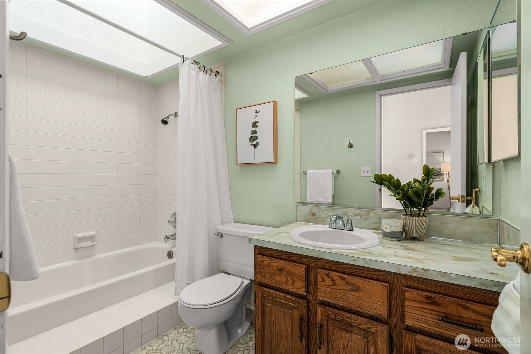 5820 141st Place SE, Bellevue, WA 98006-4316