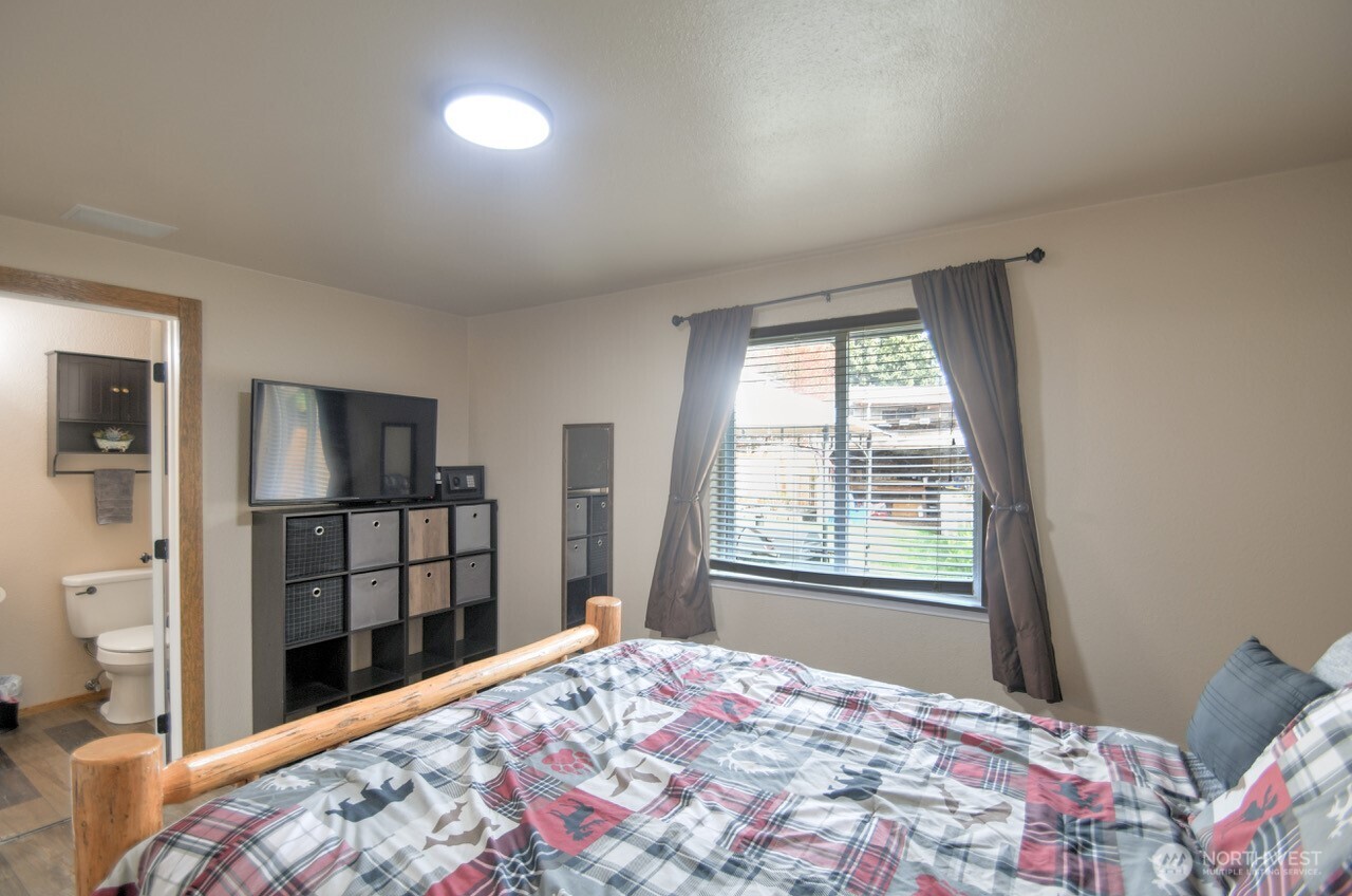 5708 19TH Avenue SE, Lacey, WA 98503