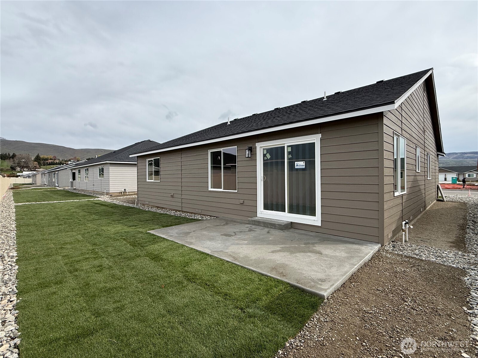 138 Salmon Drive , Wenatchee, WA 98801