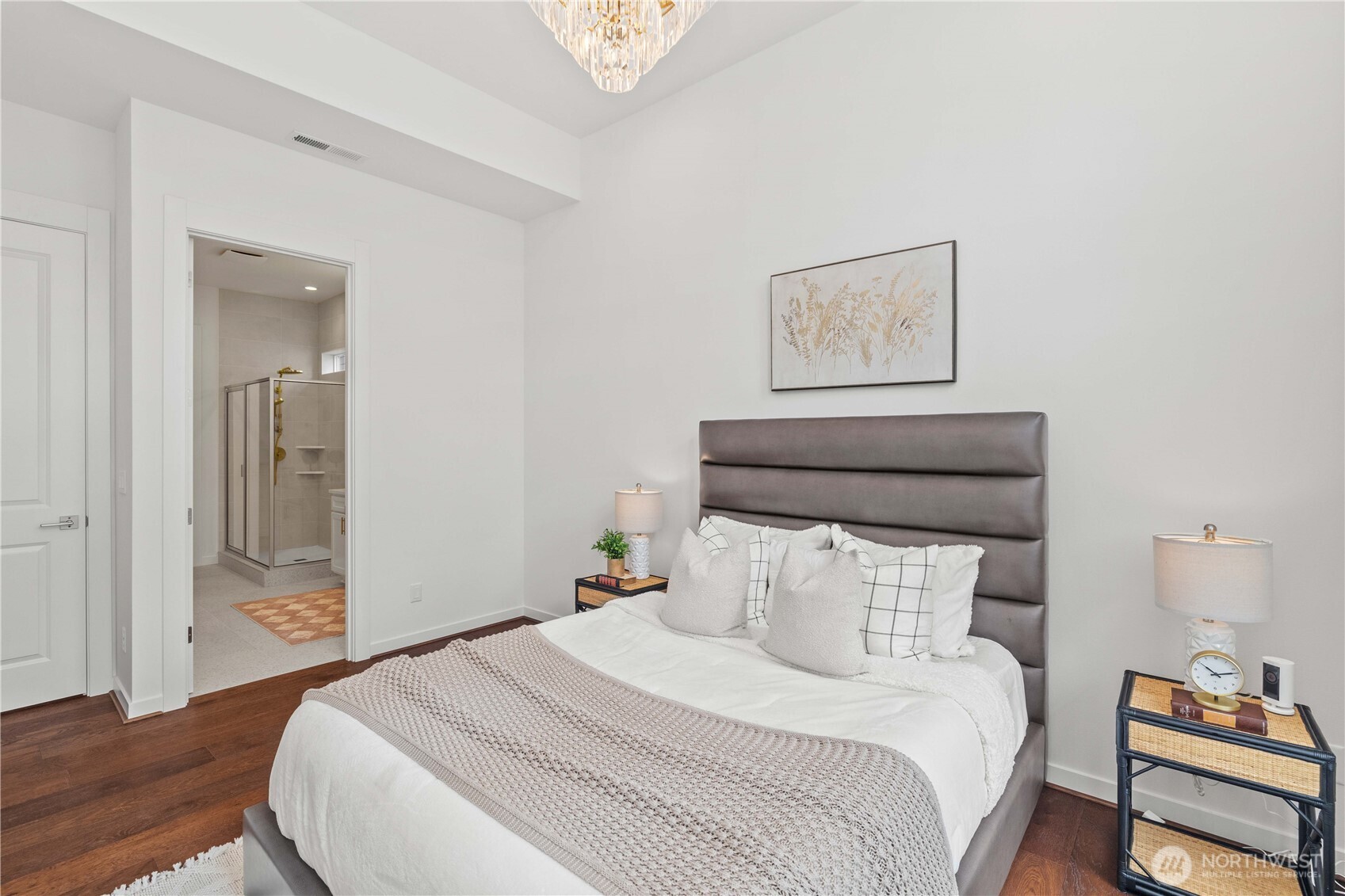 23380 SE Larch Street , Black Diamond, WA 98010