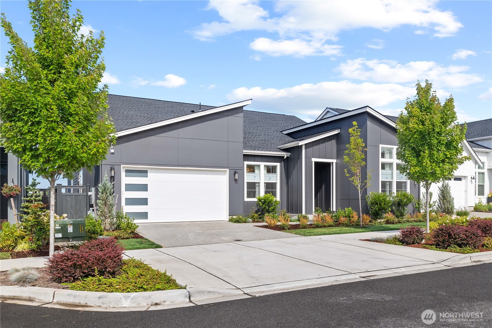 23380 SE Larch Street , Black Diamond, WA 98010