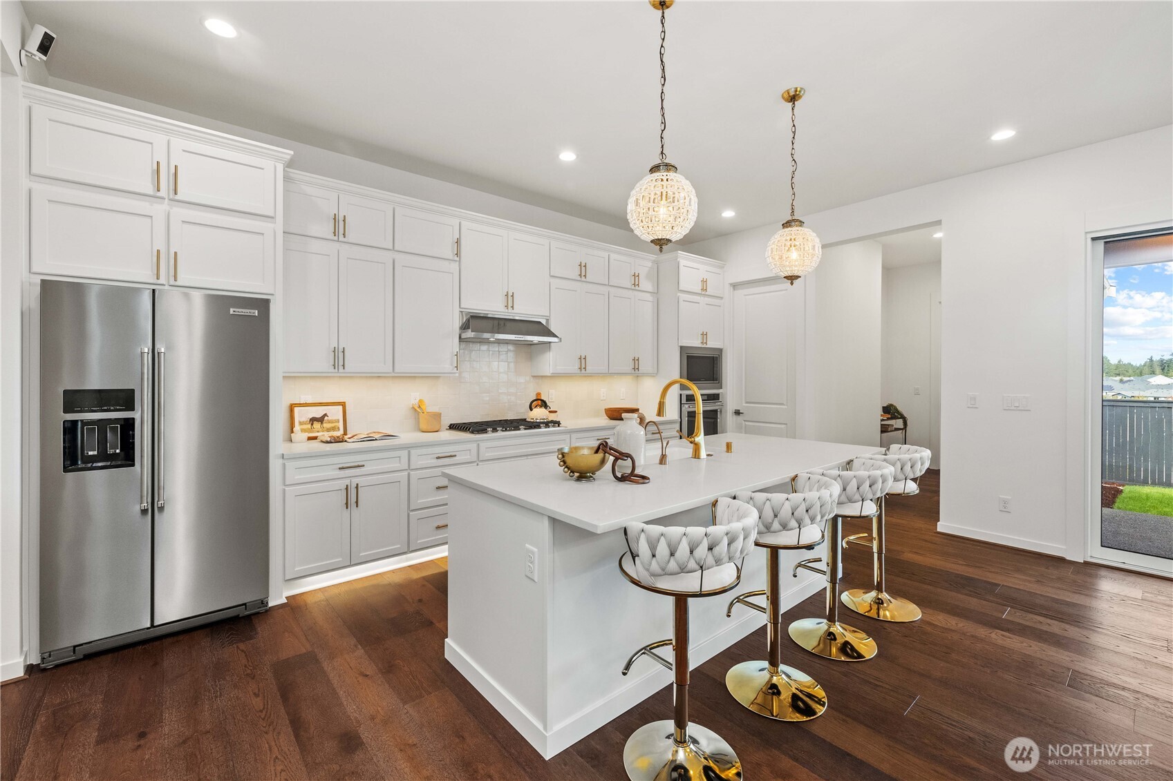 23380 SE Larch Street , Black Diamond, WA 98010