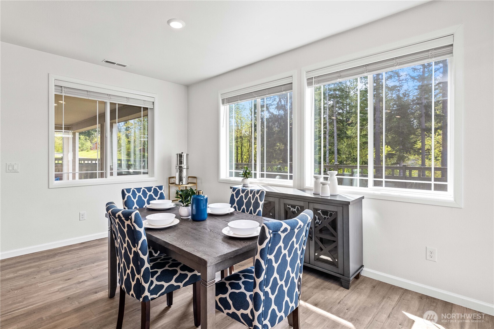 32943 Ash Avenue SE, Black Diamond, WA 98010