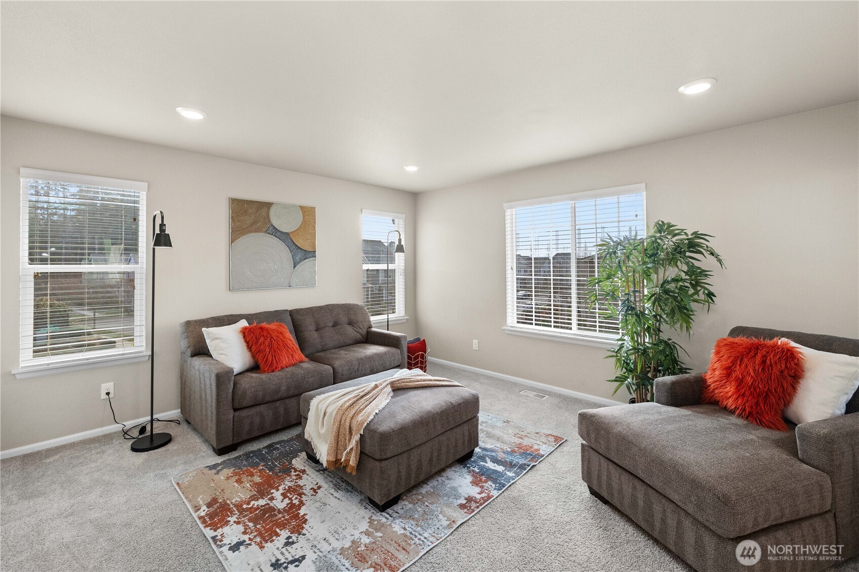 32898 Pine Avenue SE, Black Diamond, WA 98010