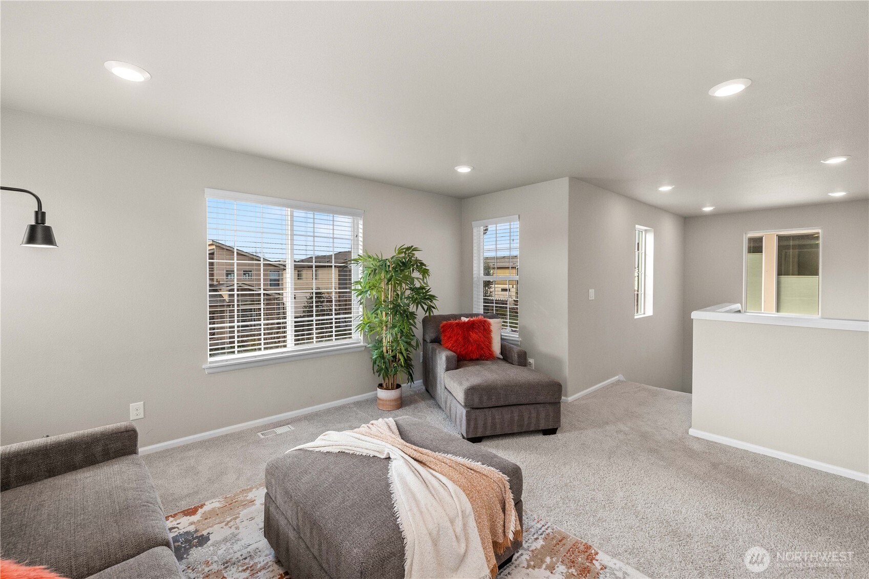 32898 Pine Avenue SE, Black Diamond, WA 98010