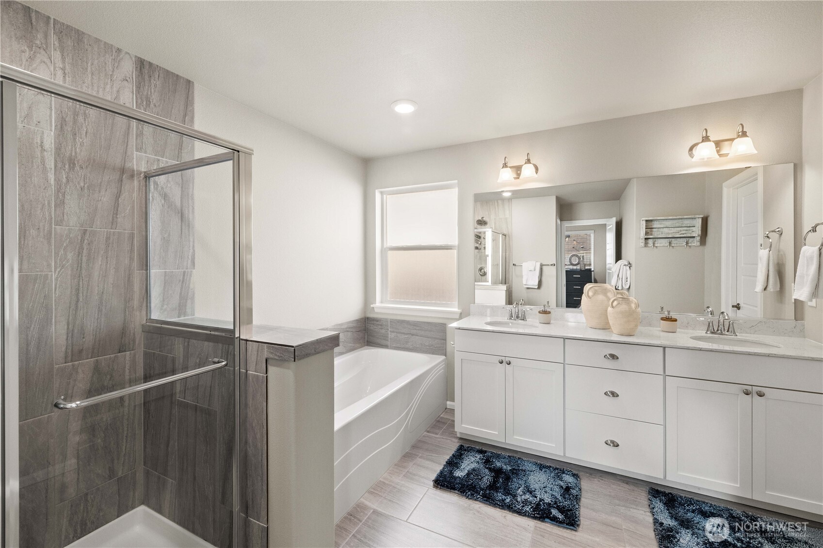 32898 Pine Avenue SE, Black Diamond, WA 98010