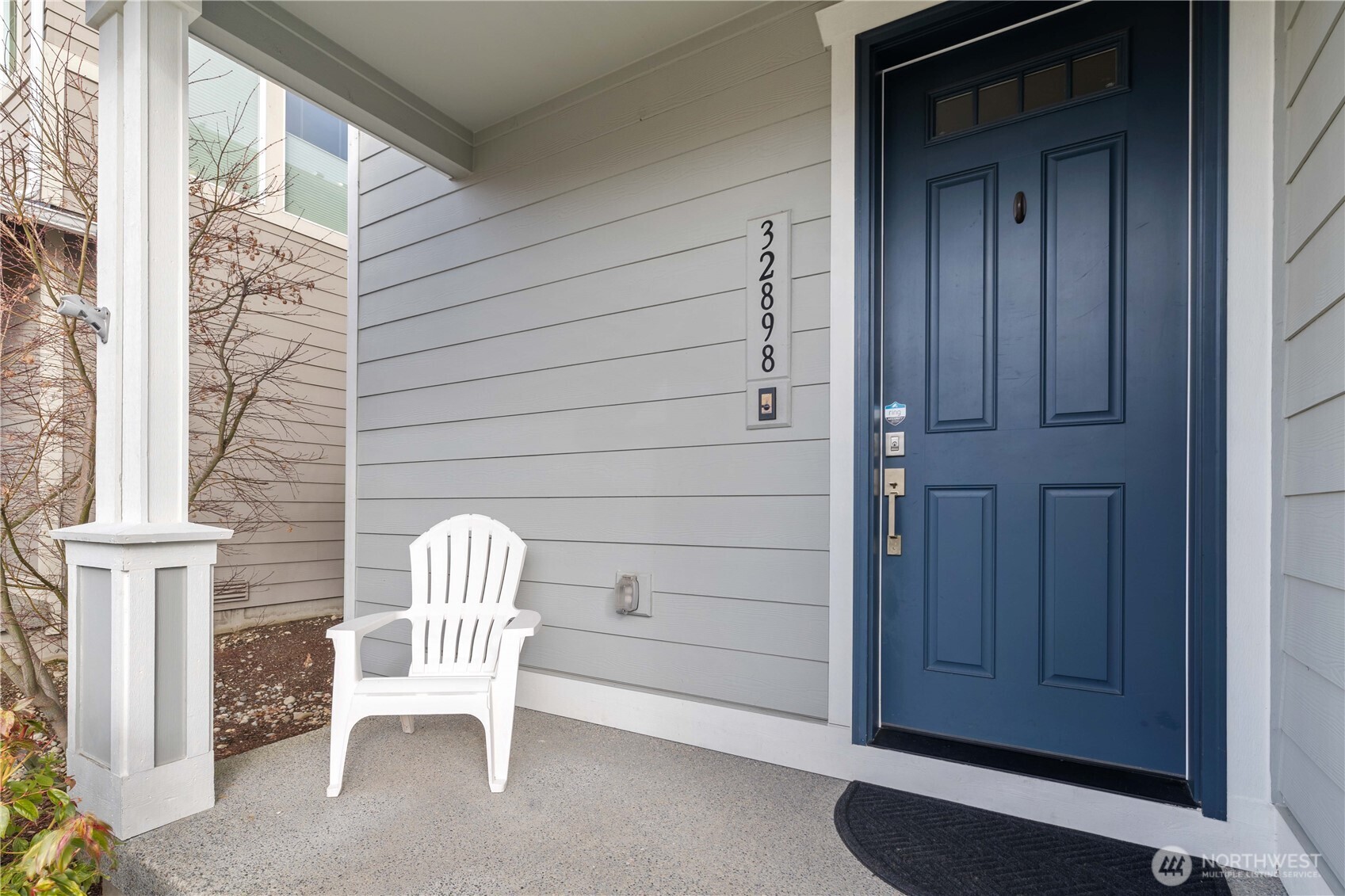 32898 Pine Avenue SE, Black Diamond, WA 98010