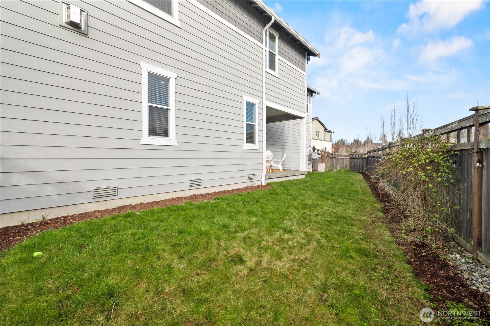 32898 Pine Avenue SE, Black Diamond, WA 98010