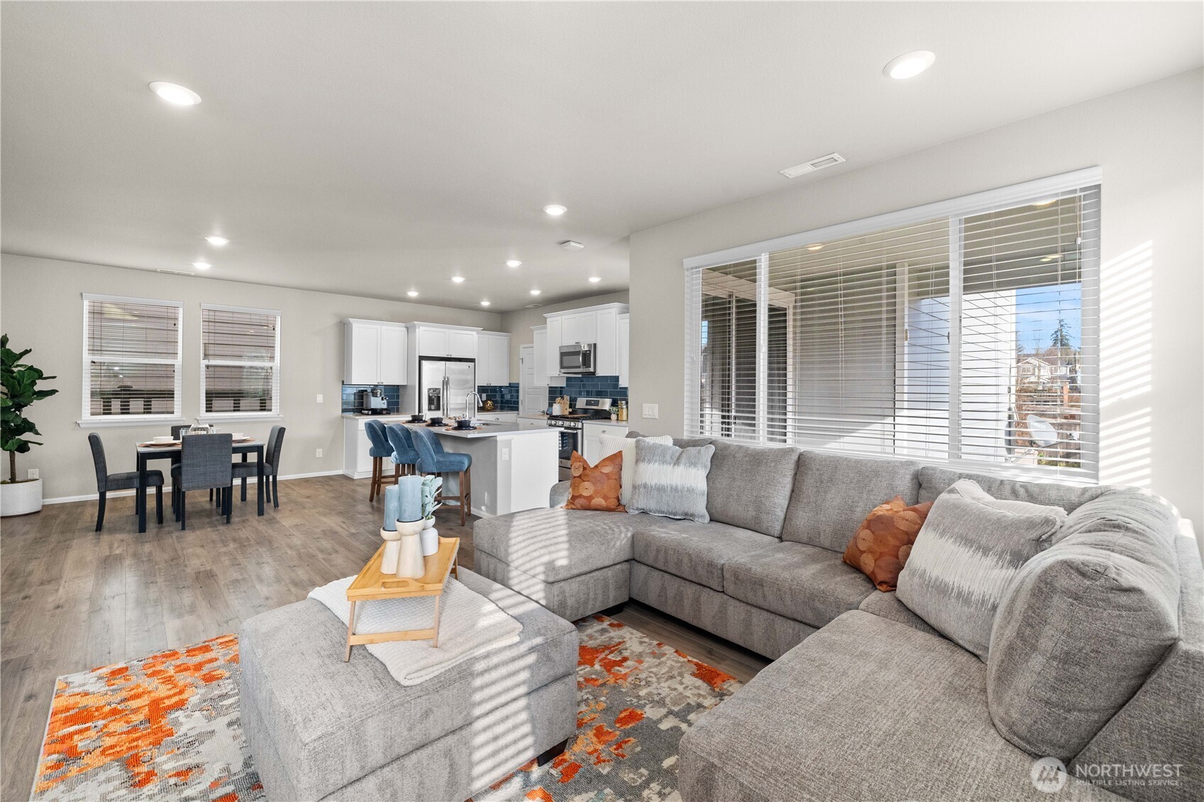 32898 Pine Avenue SE, Black Diamond, WA 98010