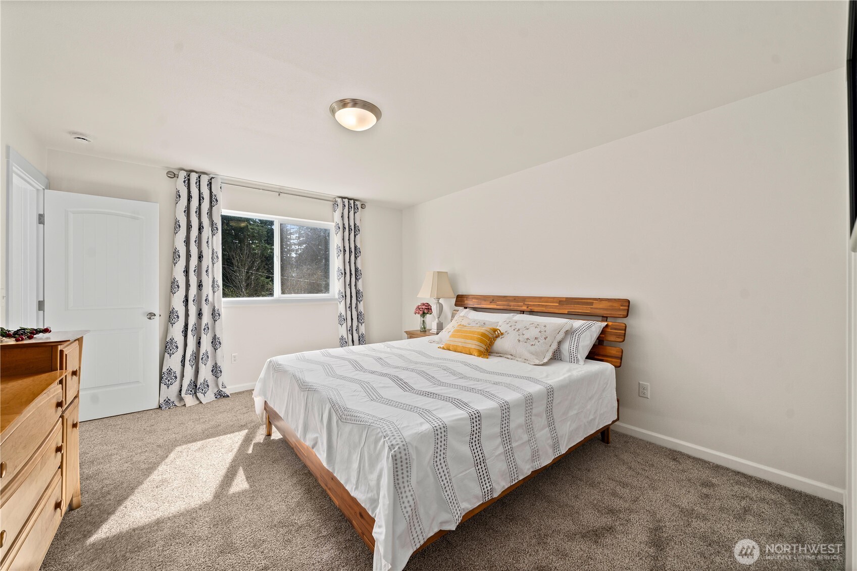 7913 Ayer Street SE, Olympia, WA 98501