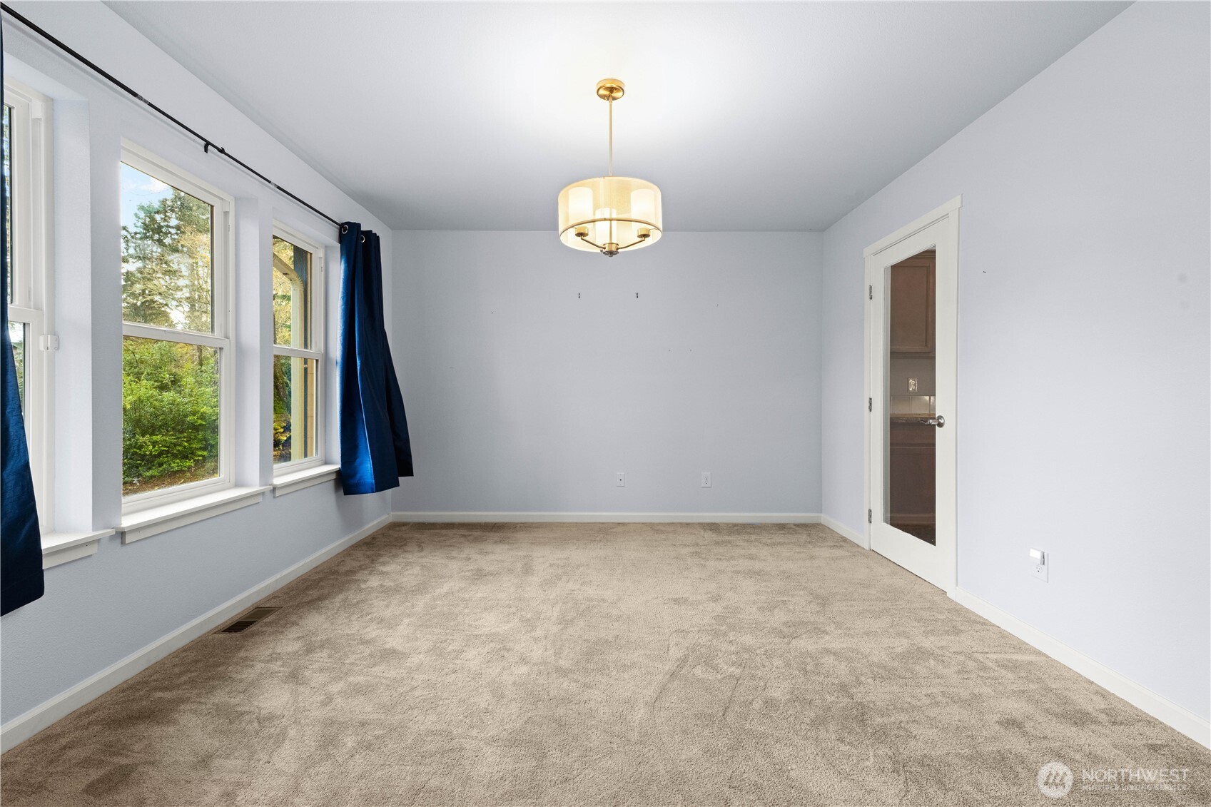 181 Duck Lake Drive NE, Ocean Shores, WA 98569