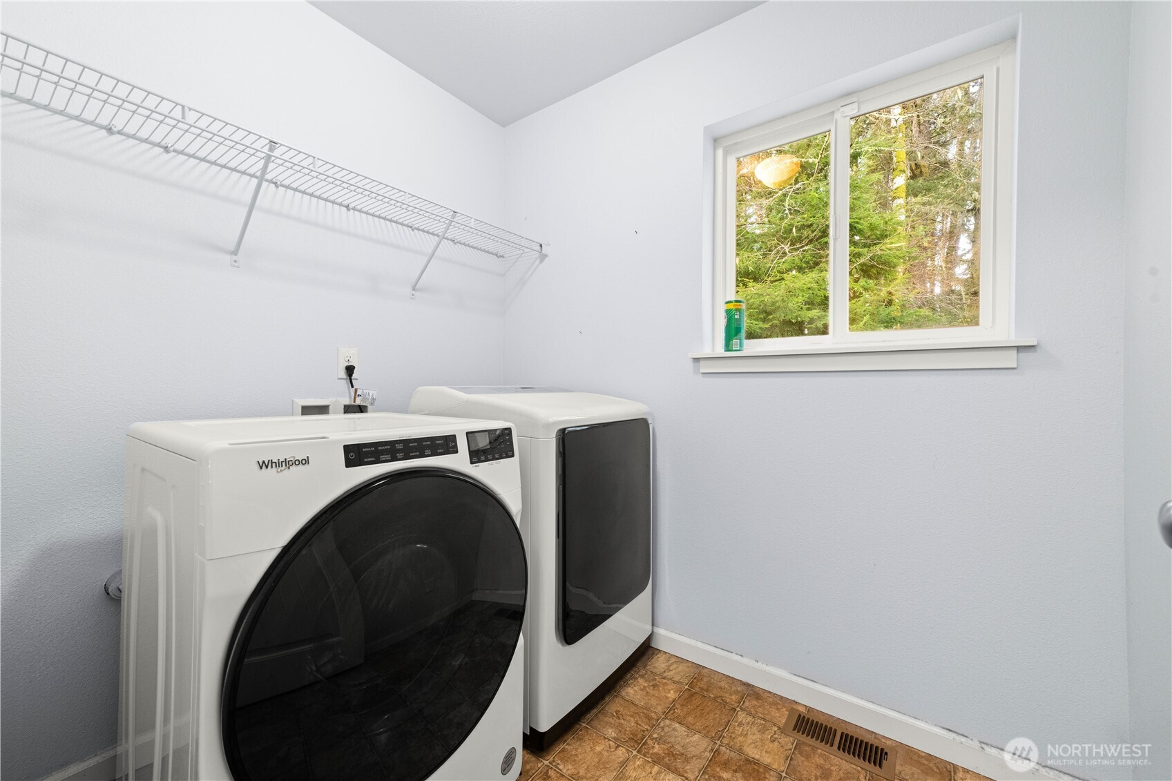 181 Duck Lake Drive NE, Ocean Shores, WA 98569