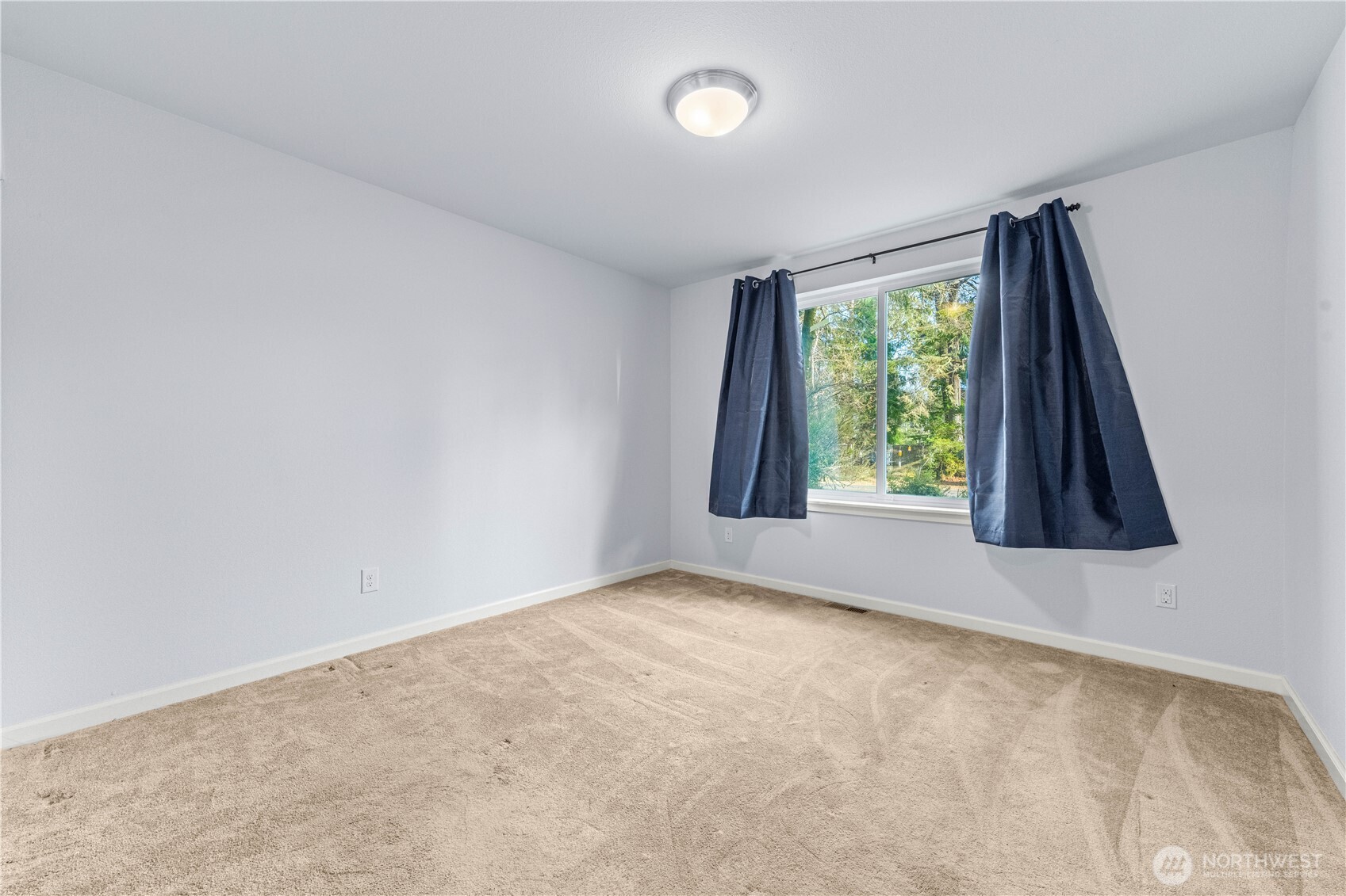 181 Duck Lake Drive NE, Ocean Shores, WA 98569