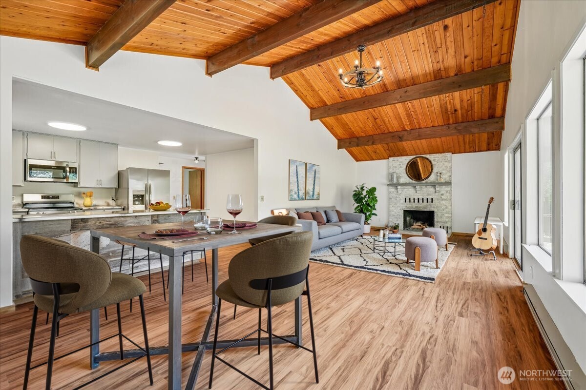 10706 Pioneer Drive , Anderson Island, WA 98303