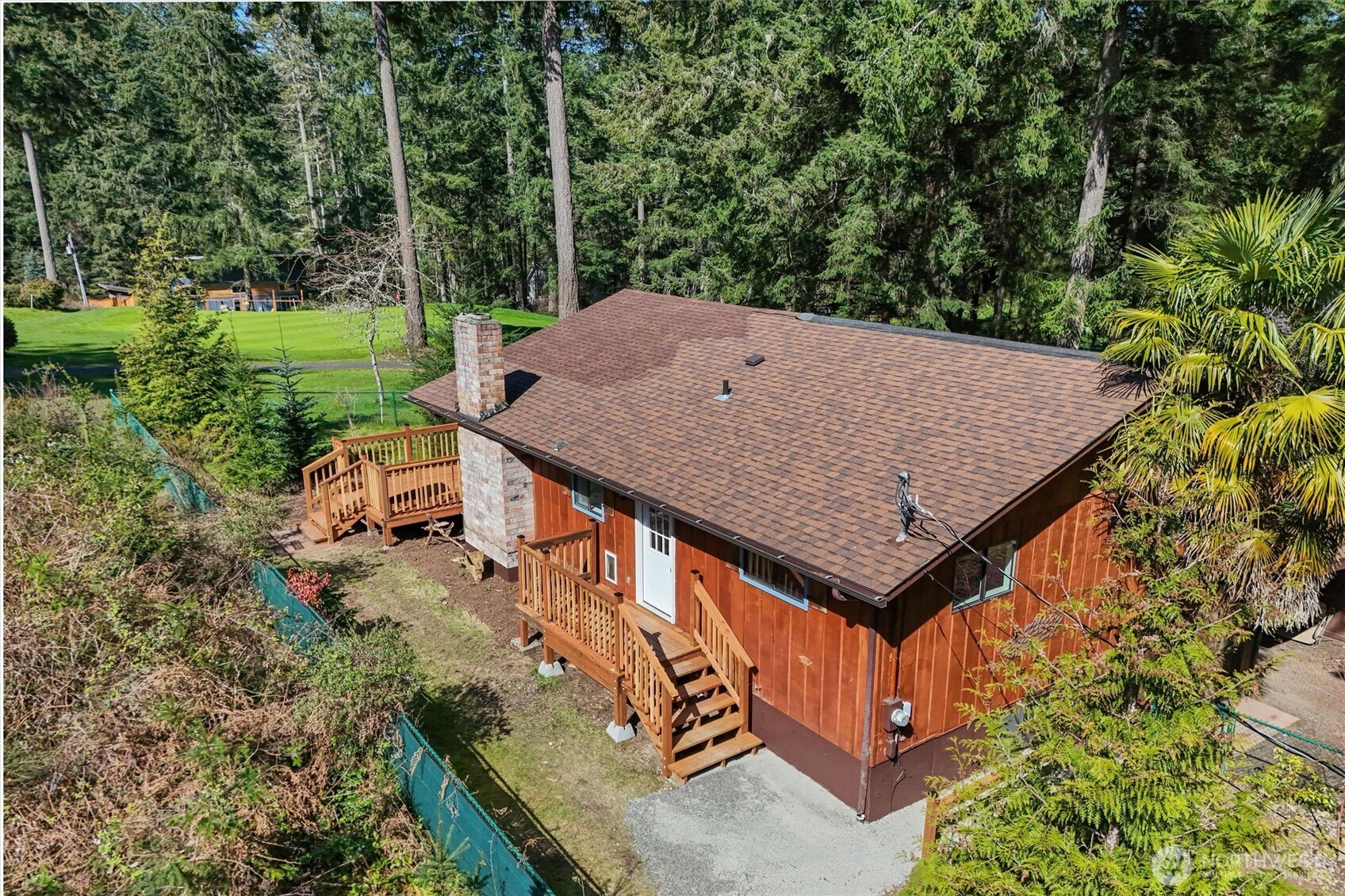 10706 Pioneer Drive , Anderson Island, WA 98303