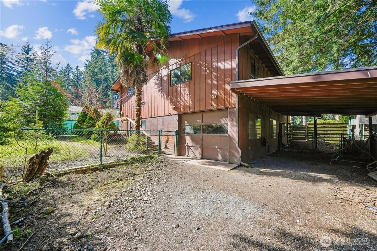 10706 Pioneer Drive , Anderson Island, WA 98303