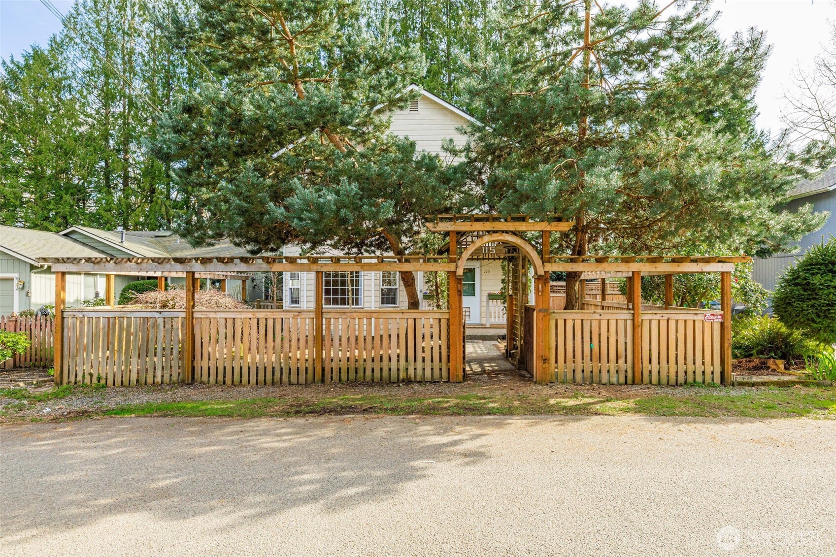 115 Long Street , Snohomish, WA 98290