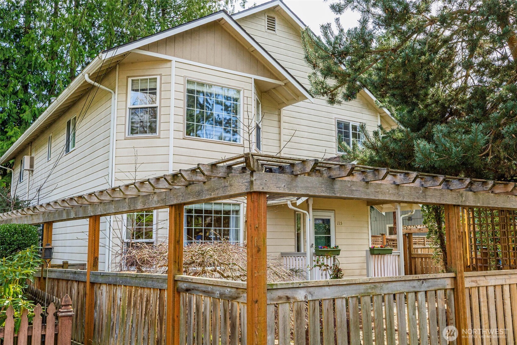 115 Long Street , Snohomish, WA 98290