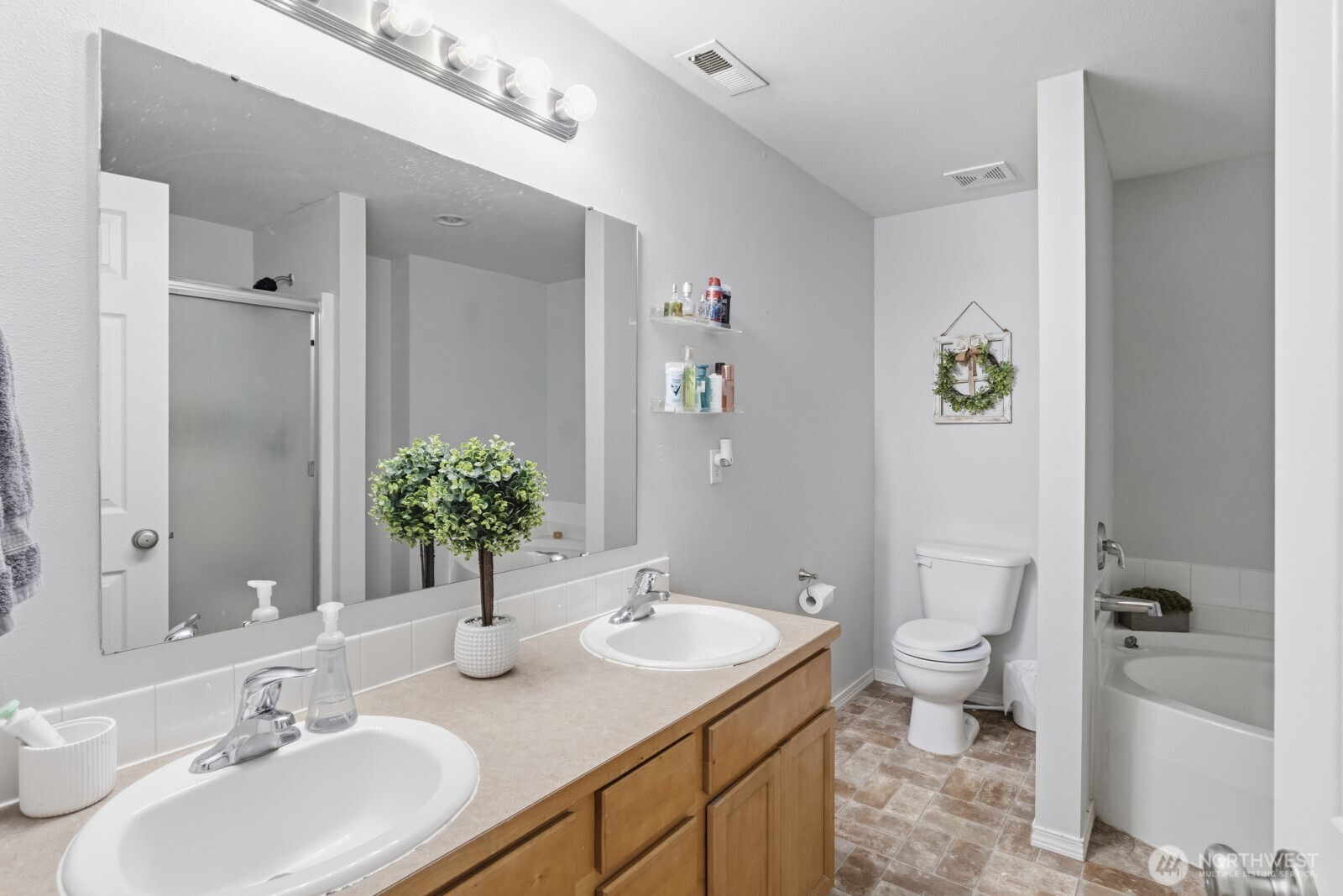 5307 Balustrade Boulevard SE, Lacey, WA 98513