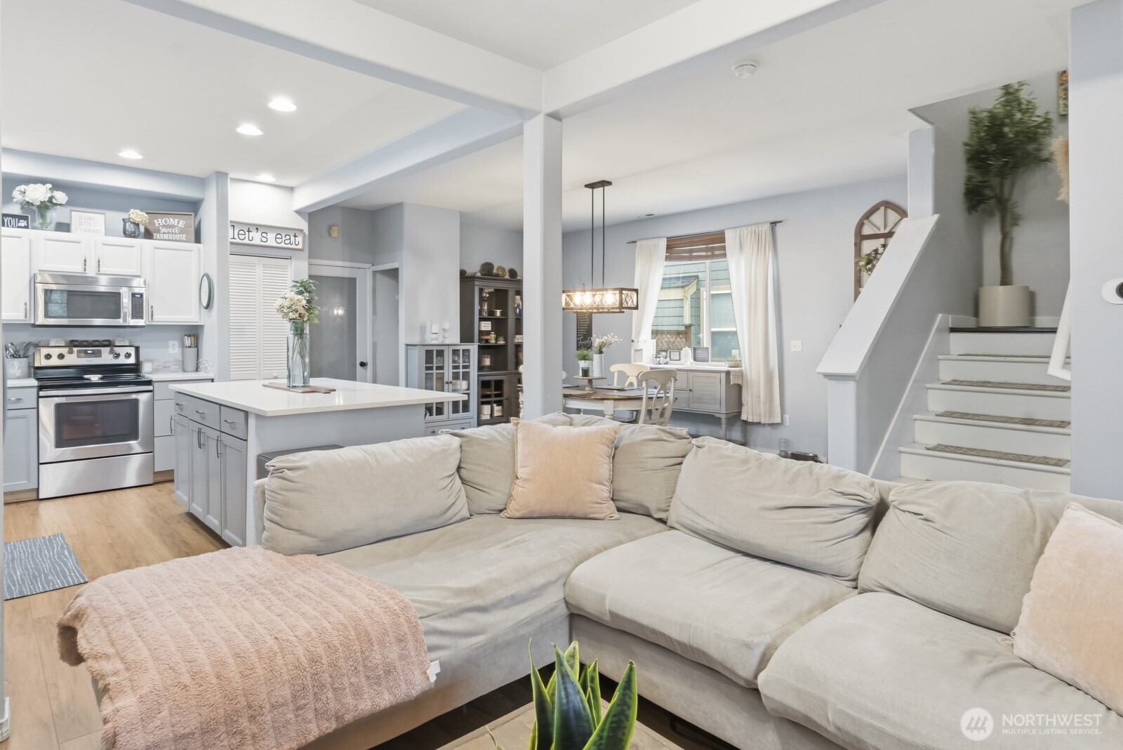 5307 Balustrade Boulevard SE, Lacey, WA 98513