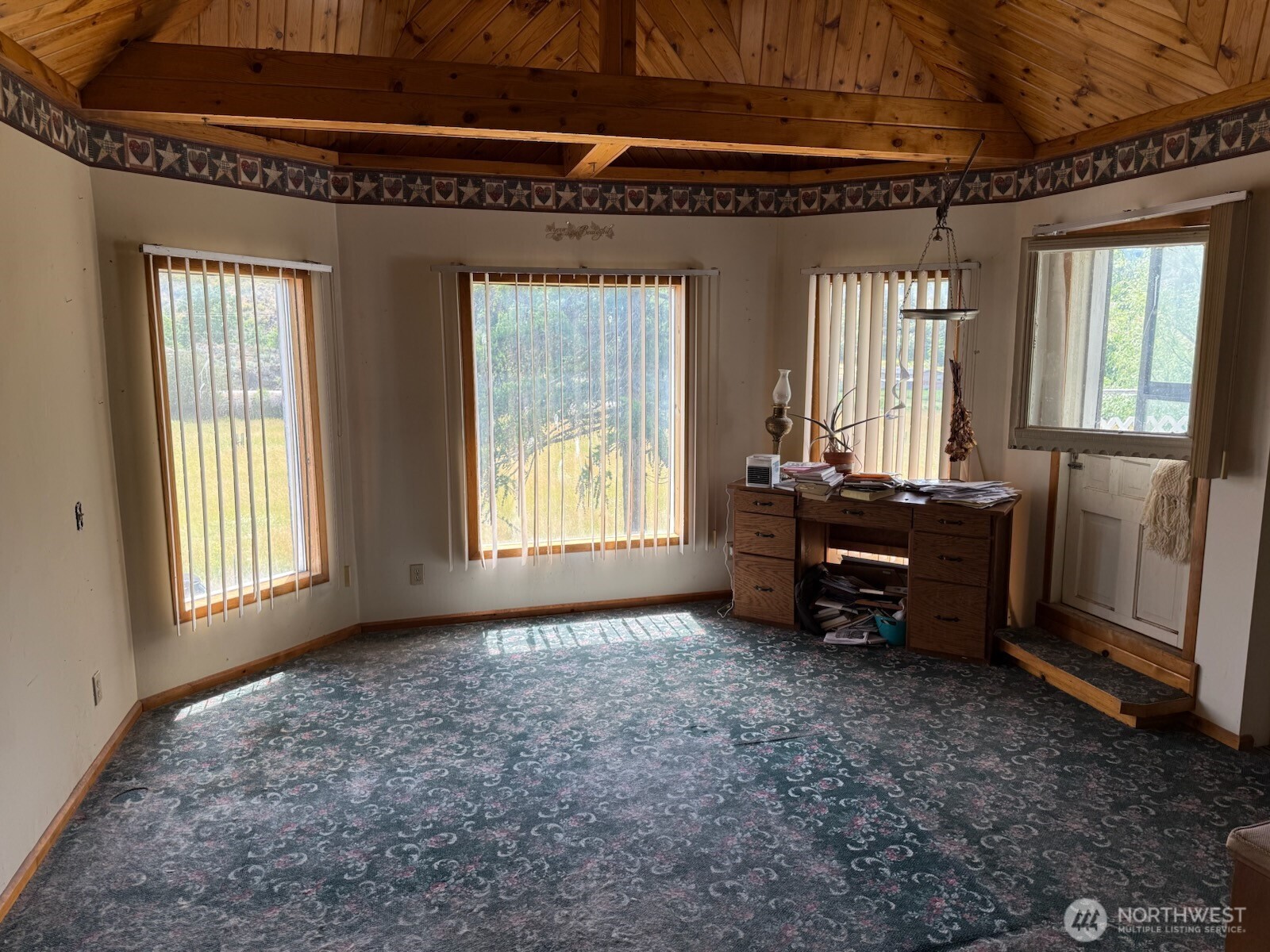 1112 Loomis Oroville Road , Loomis, WA 98827