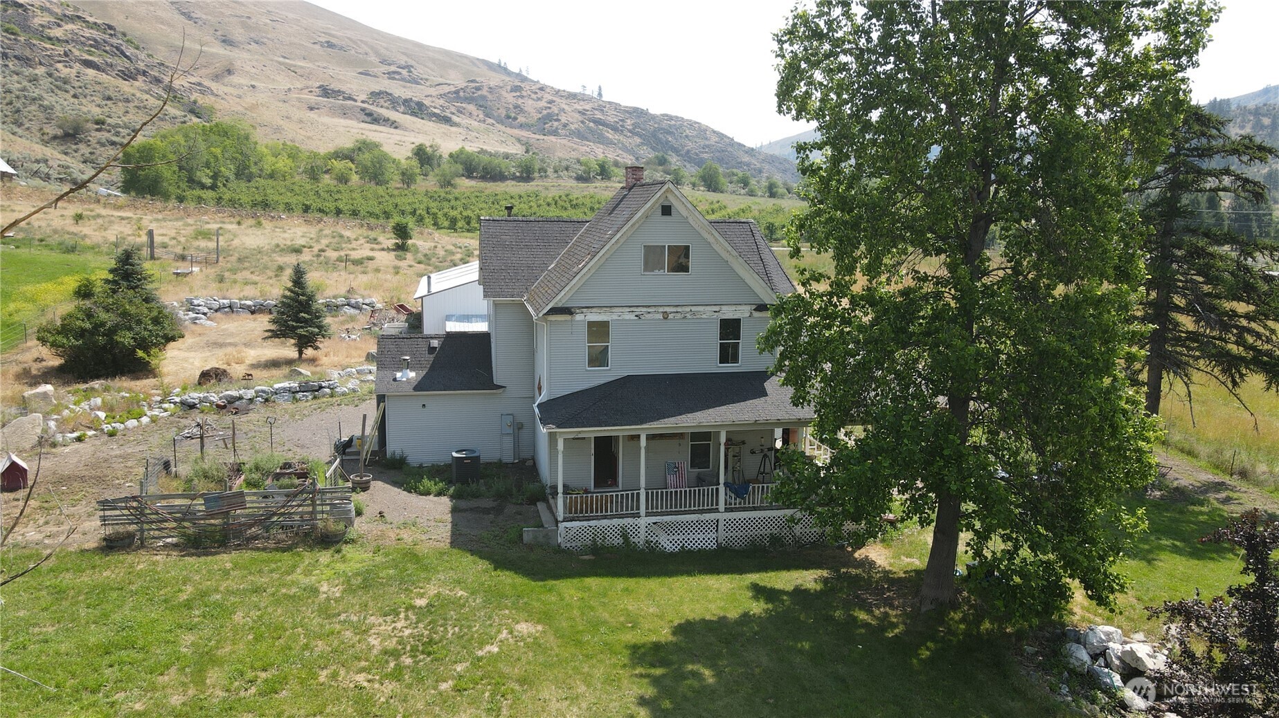 1112 Loomis Oroville Road , Loomis, WA 98827