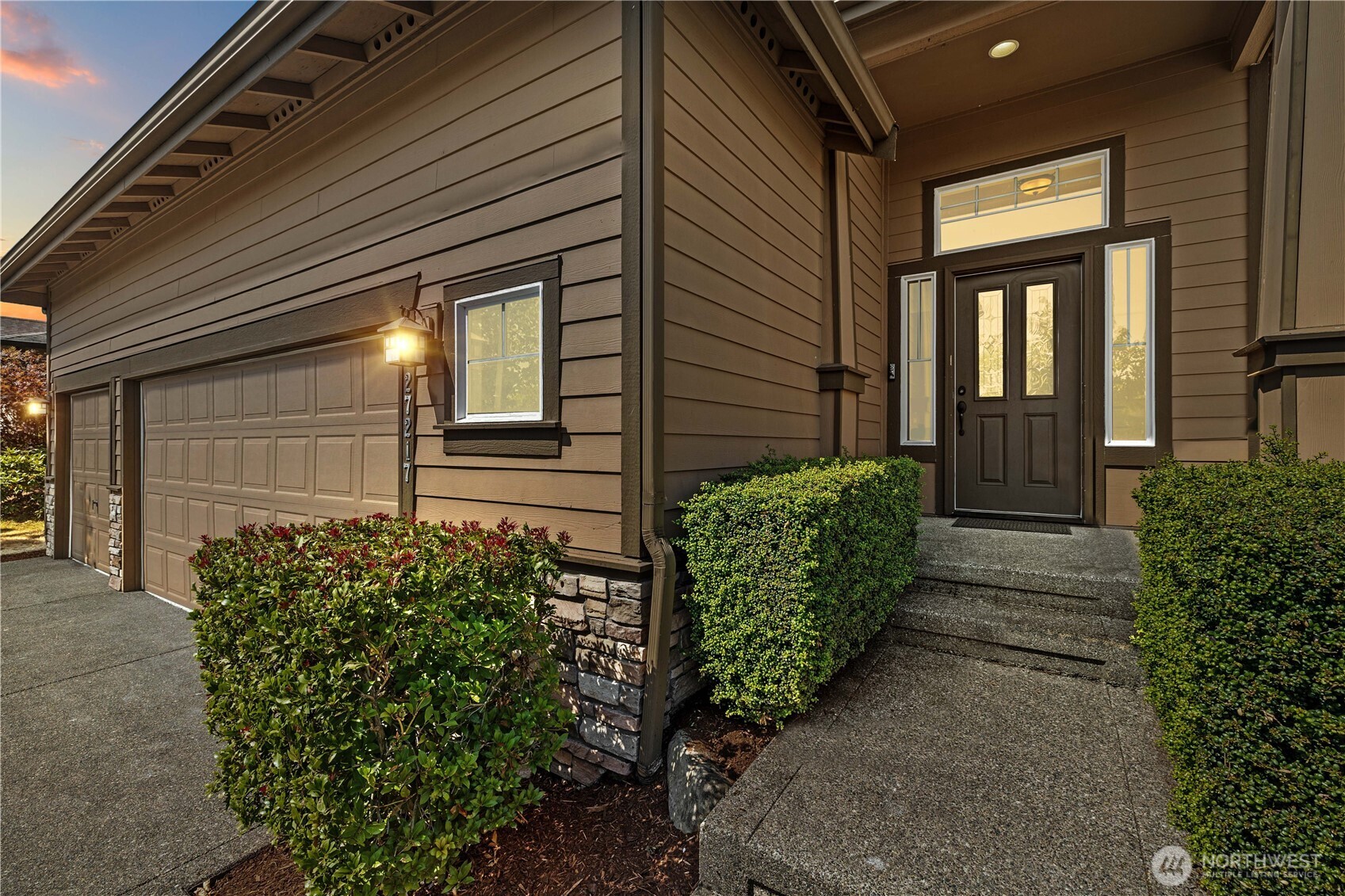 27217 104th Avenue SE, Kent, WA 98030