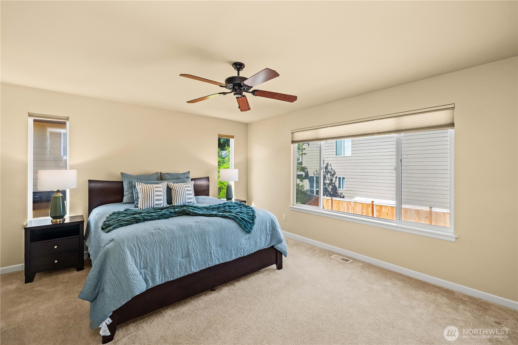 27217 104th Avenue SE, Kent, WA 98030