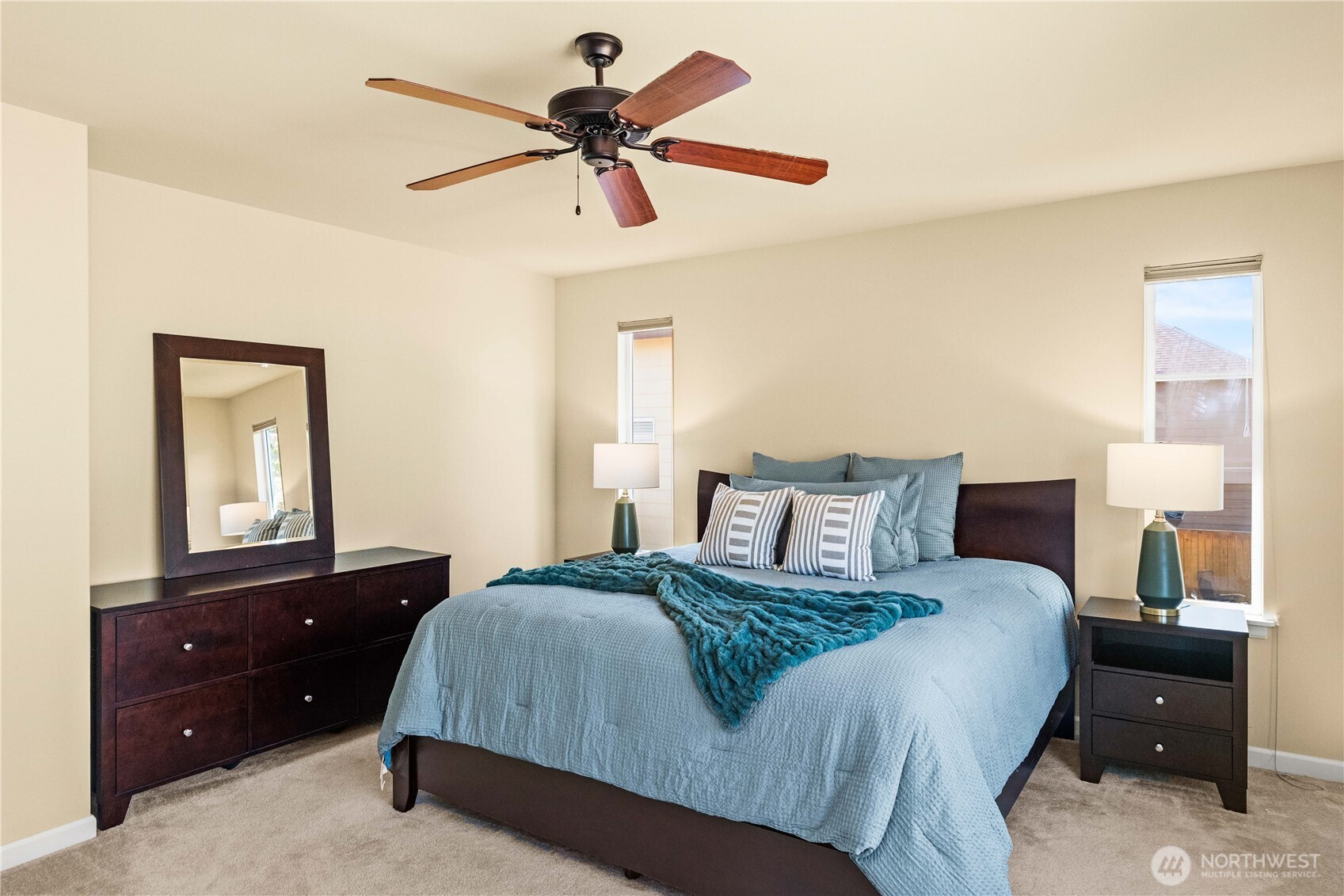 27217 104th Avenue SE, Kent, WA 98030