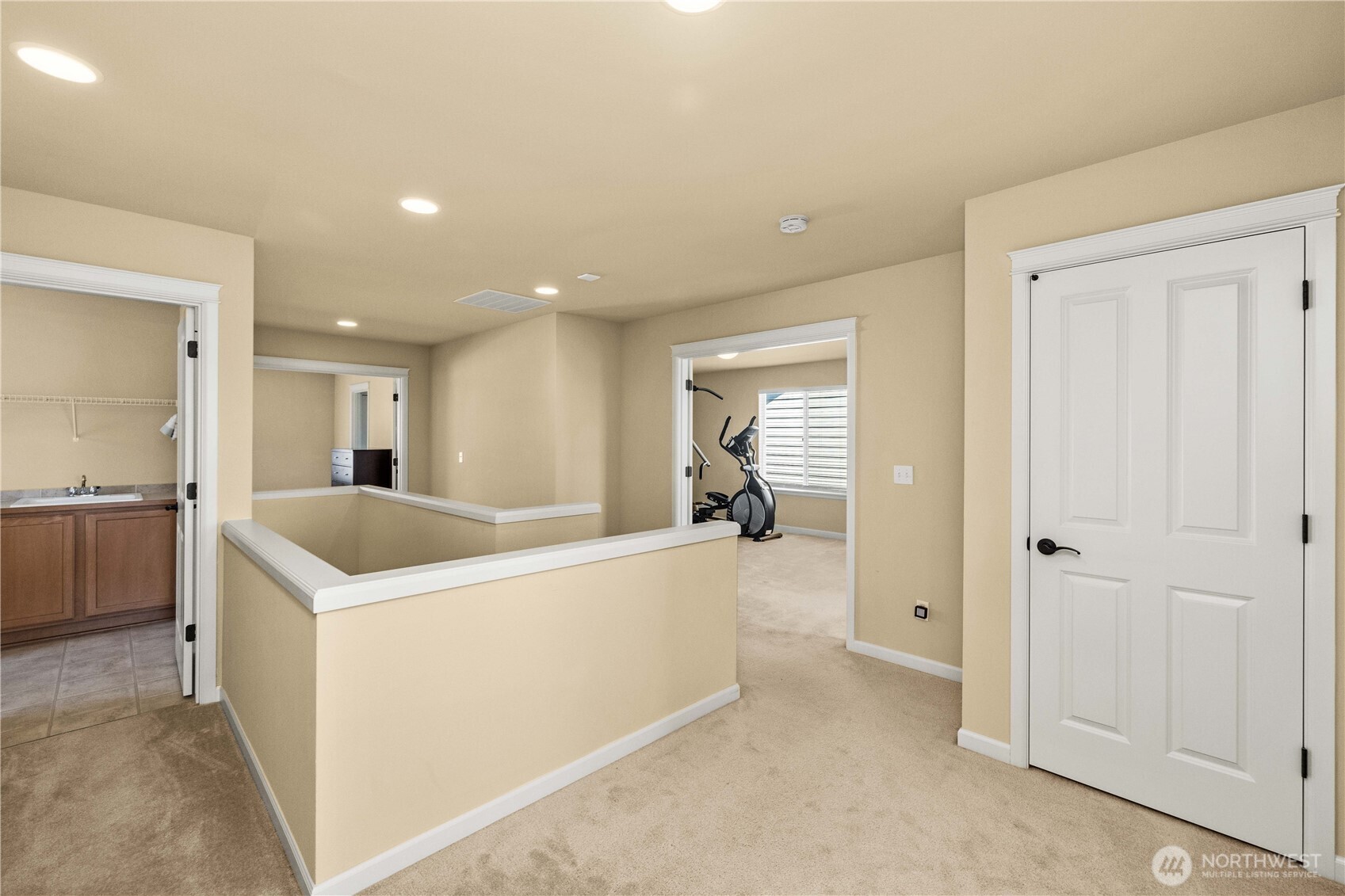 27217 104th Avenue SE, Kent, WA 98030