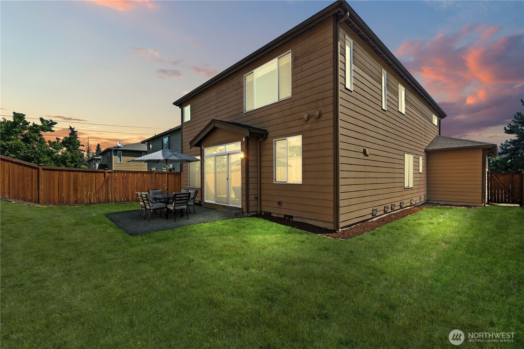 27217 104th Avenue SE, Kent, WA 98030