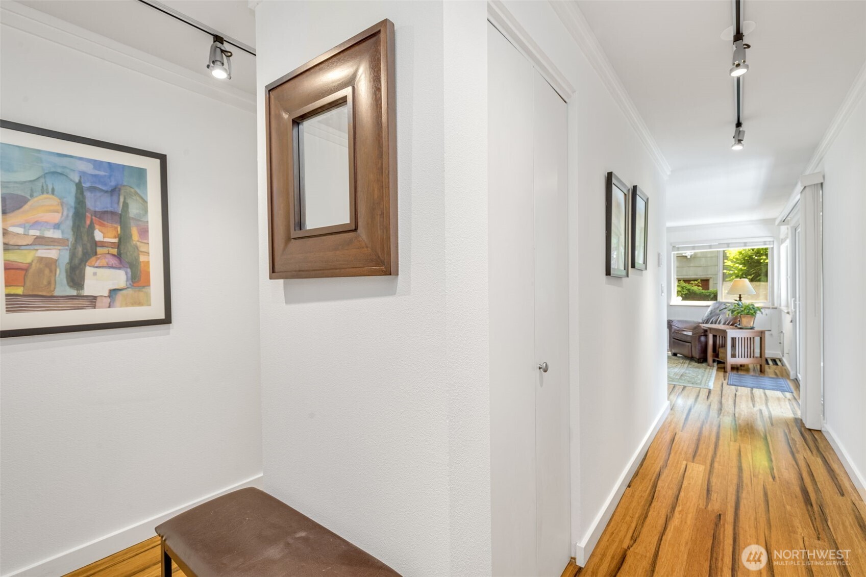 732 11th Avenue E #202, Seattle, WA 98102