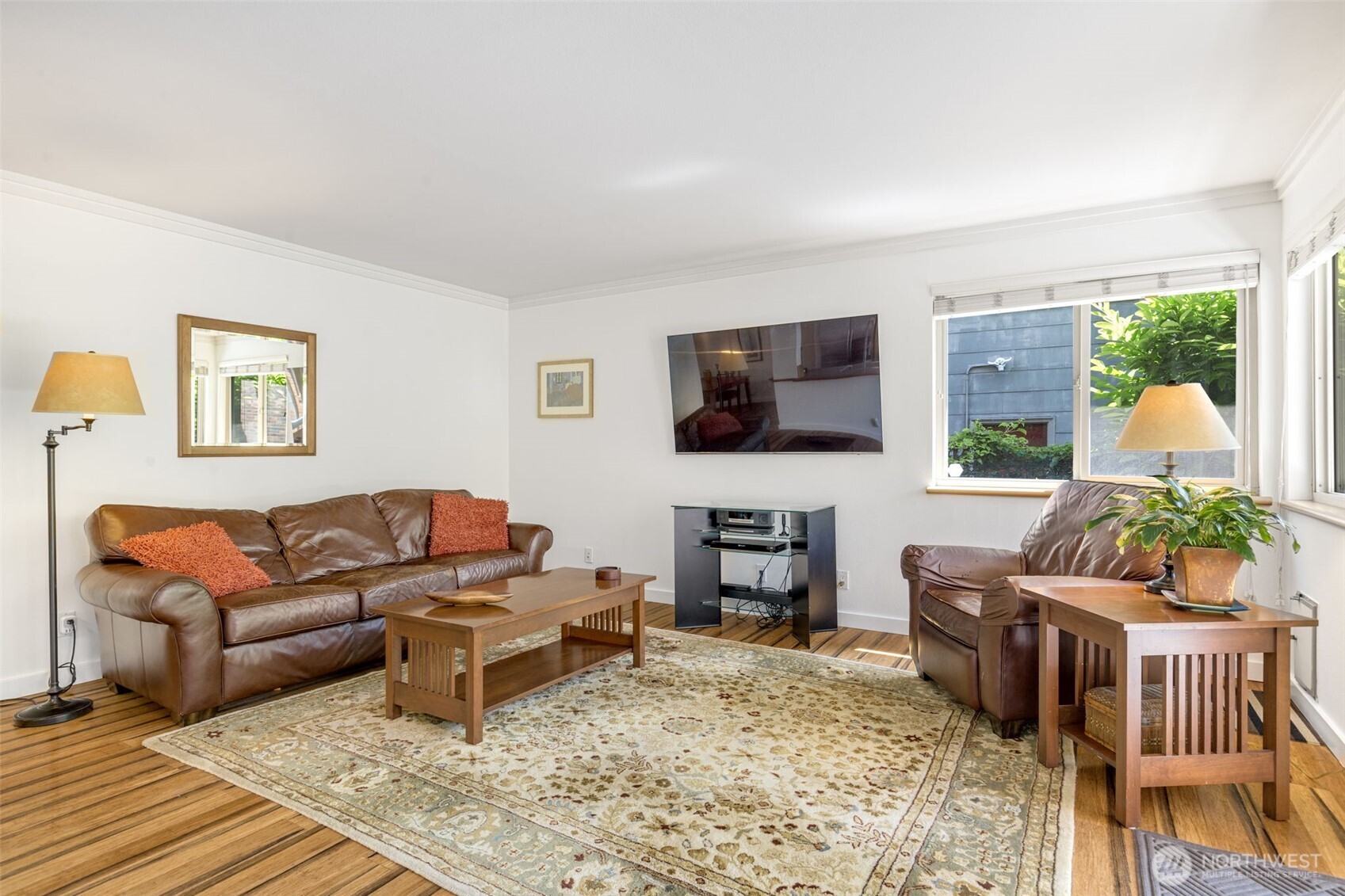 732 11th Avenue E #202, Seattle, WA 98102