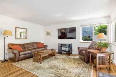 732 11th Avenue E #202, Seattle, WA 98102 - Photo 8