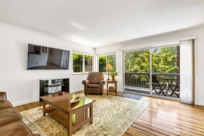 732 11th Avenue E #202, Seattle, WA 98102 - Photo 9