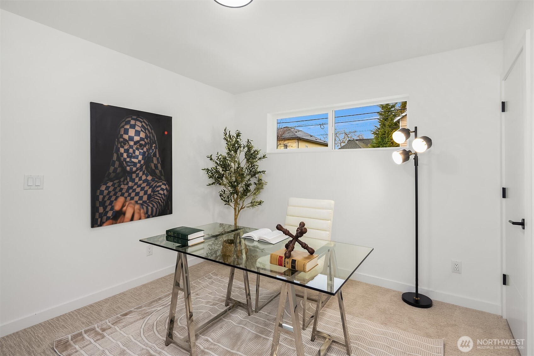 2340 N 64th Street #B, Seattle, WA 98103