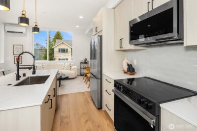 2340 N 64th Street #B, Seattle, WA 98103 - Photo 6