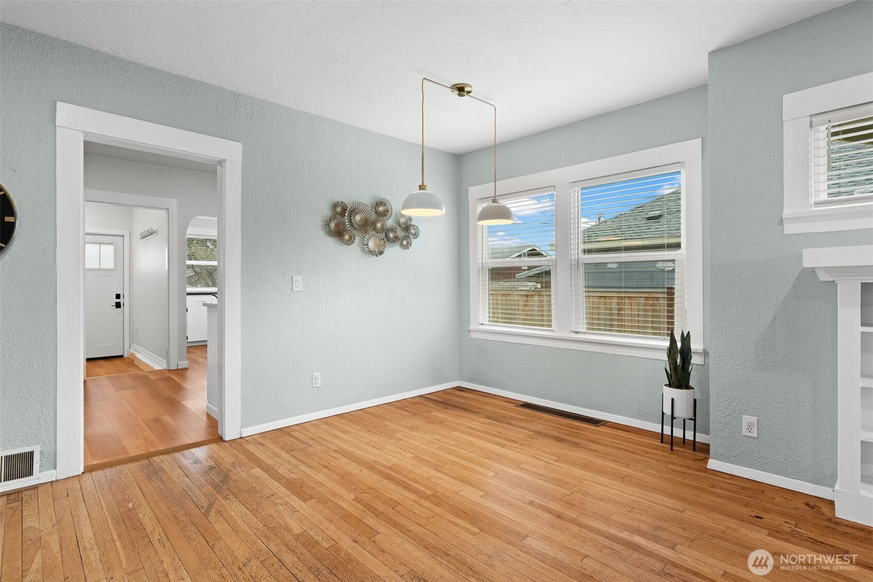 712 S 58th Street , Tacoma, WA 98408