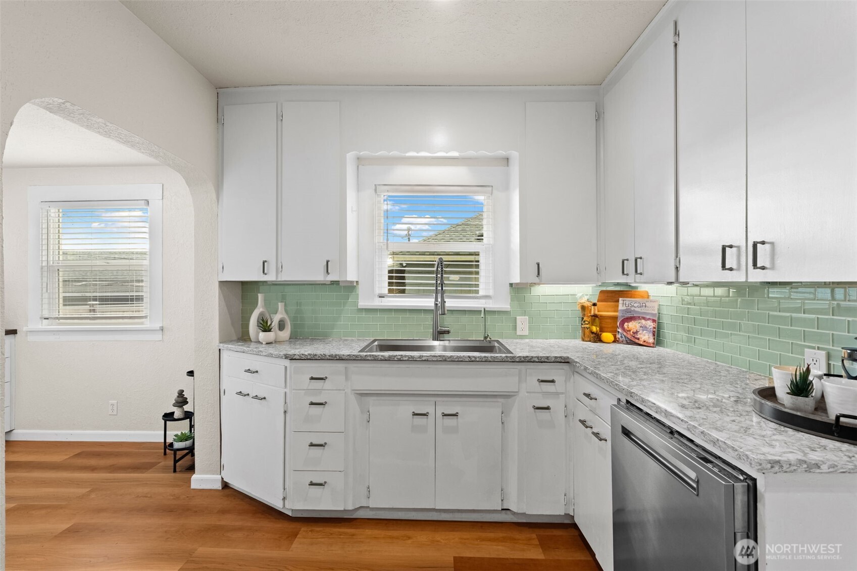 712 S 58th Street , Tacoma, WA 98408