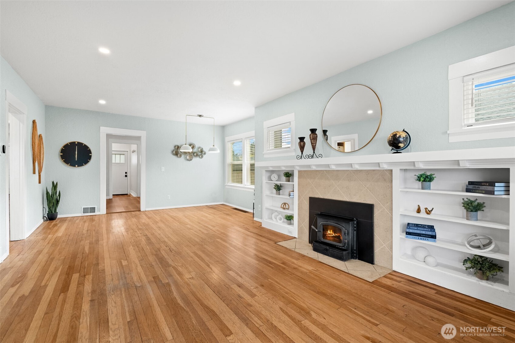 712 S 58th Street , Tacoma, WA 98408