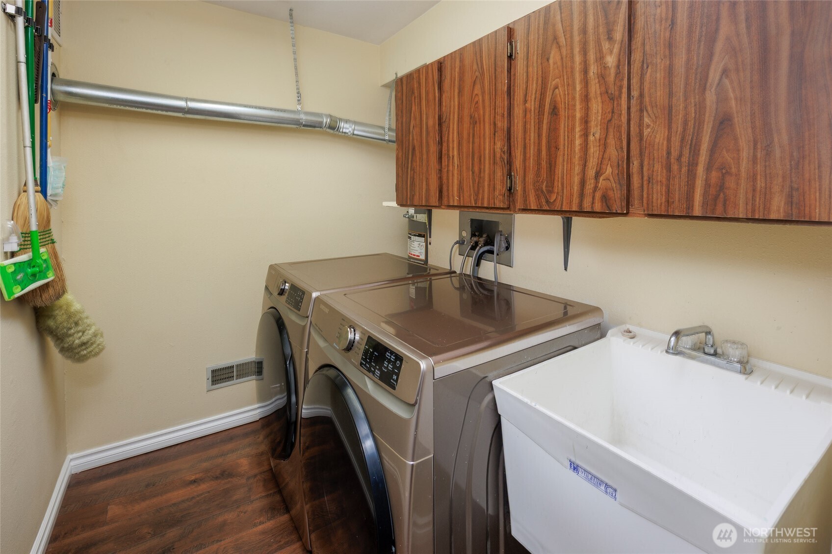 1917 Mill Fern Drive SE #4-2, Mill Creek, WA 98012