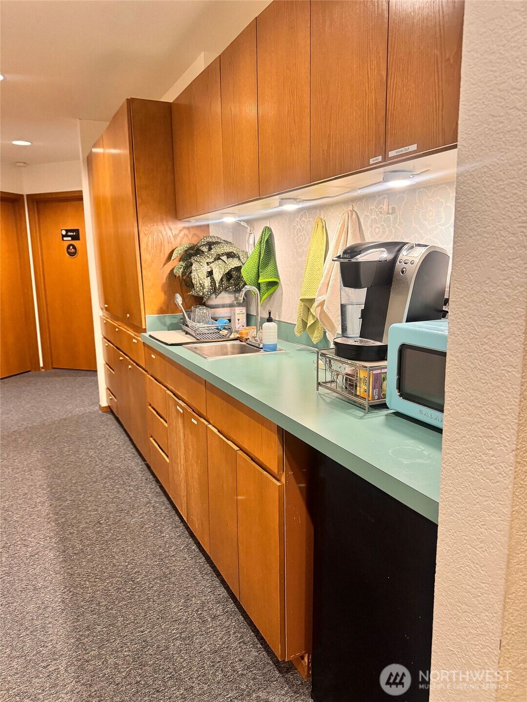 1800 Cooper Point Road SW #2, Olympia, WA 98502