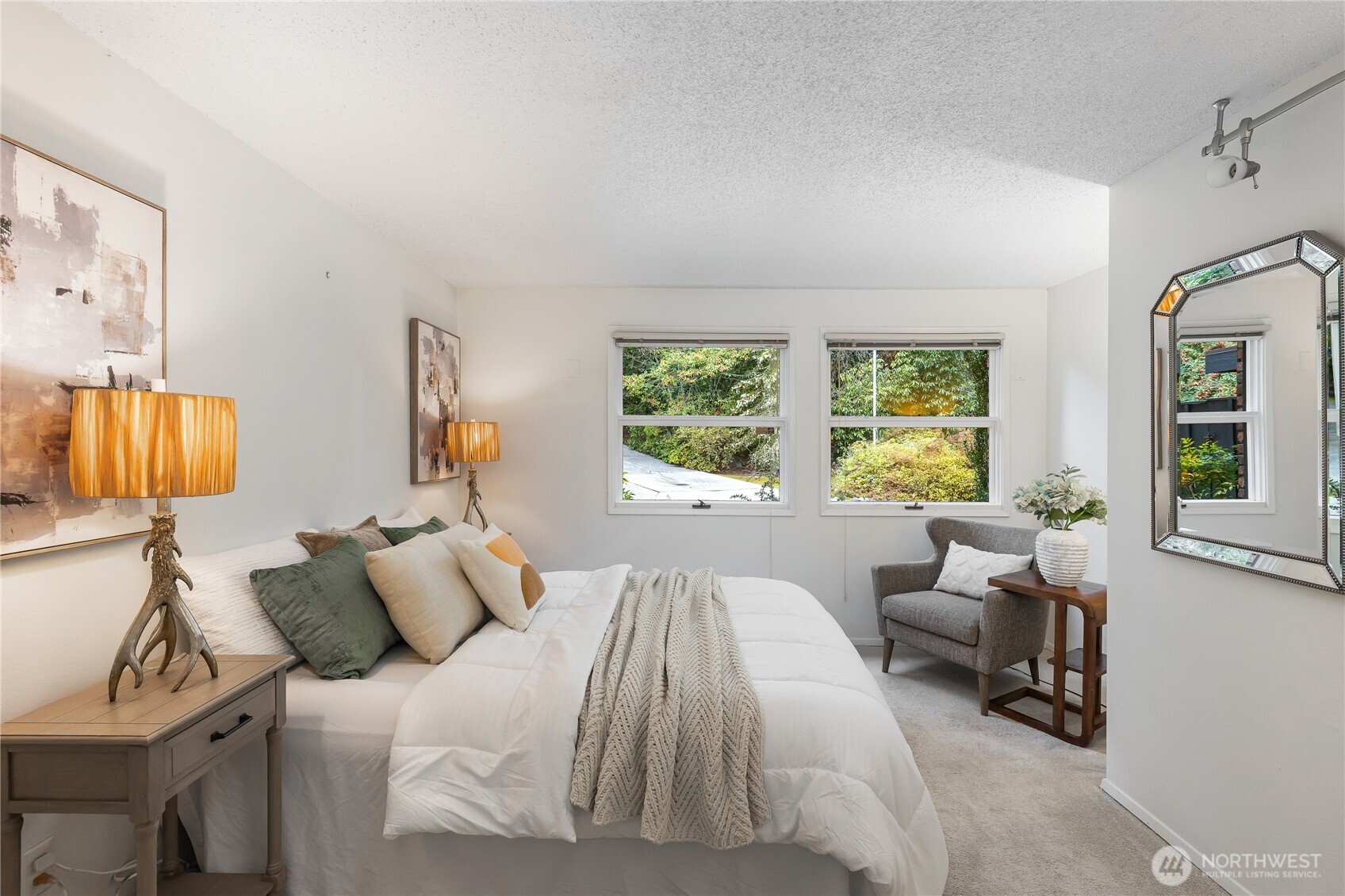 16521 NE 1st Place , Bellevue, WA 98008