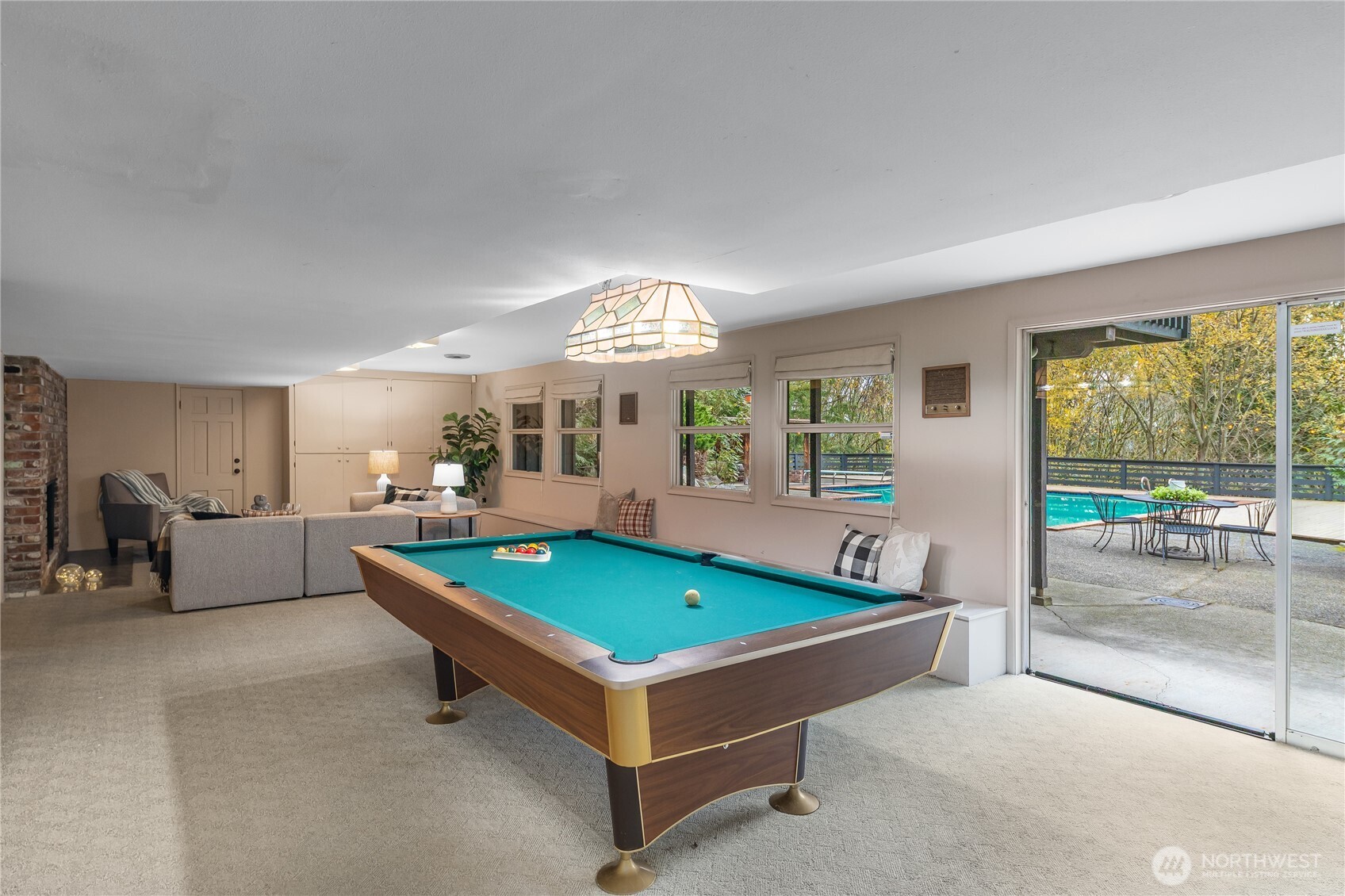 16521 NE 1st Place , Bellevue, WA 98008