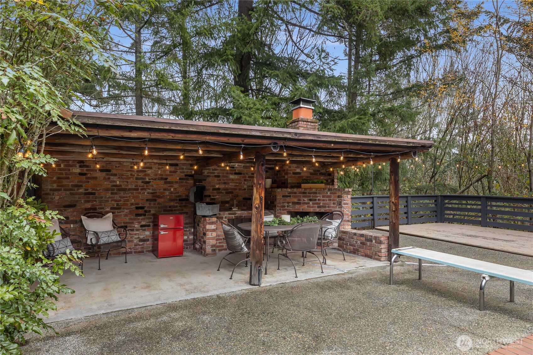 16521 NE 1st Place , Bellevue, WA 98008