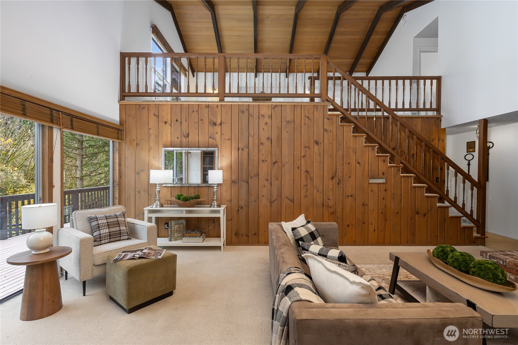 16521 NE 1st Place , Bellevue, WA 98008